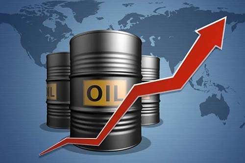 Soaring Oil Prices Drive Wave of Chemical Raw Material Hikes